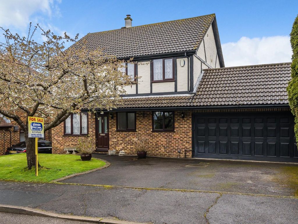 4 bed detached house for sale in Old Orchard Lane, Leybourne, West