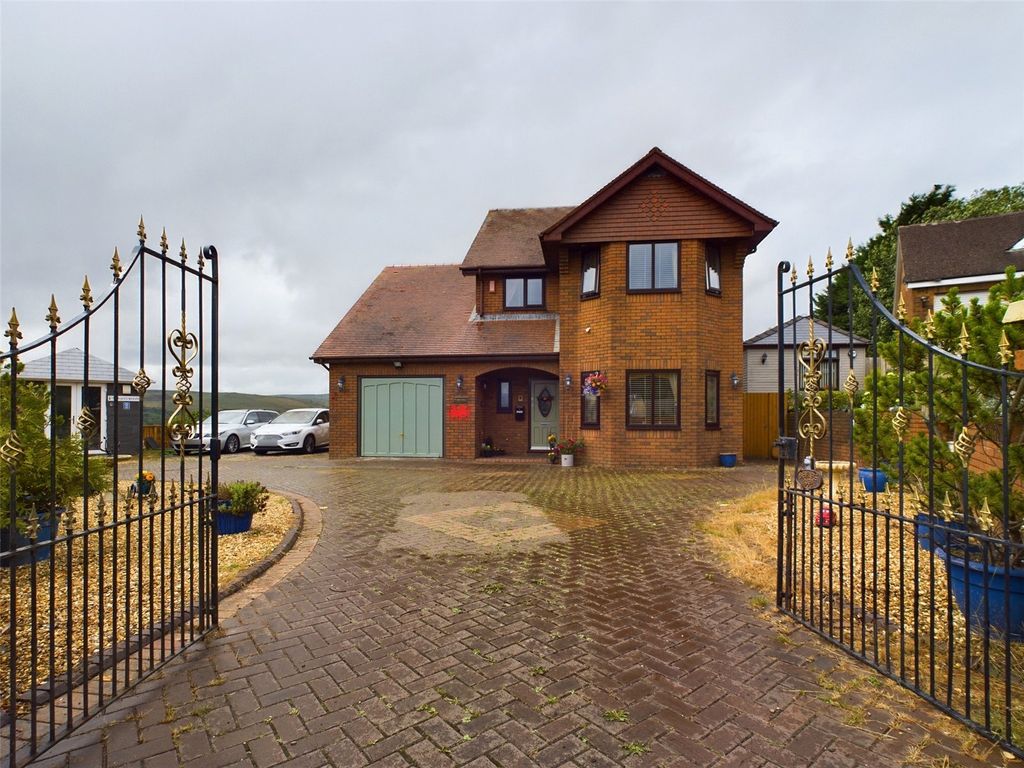 3 bed detached house for sale in Nant Celyn, Rhymney, Tredegar, Gwent NP22 Zoopla