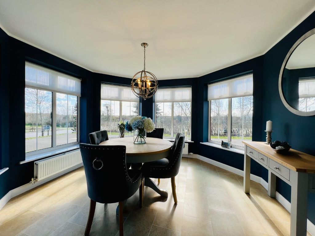 4 bed detached house for sale in Woodpecker Way, Hythe, Kent CT21, £