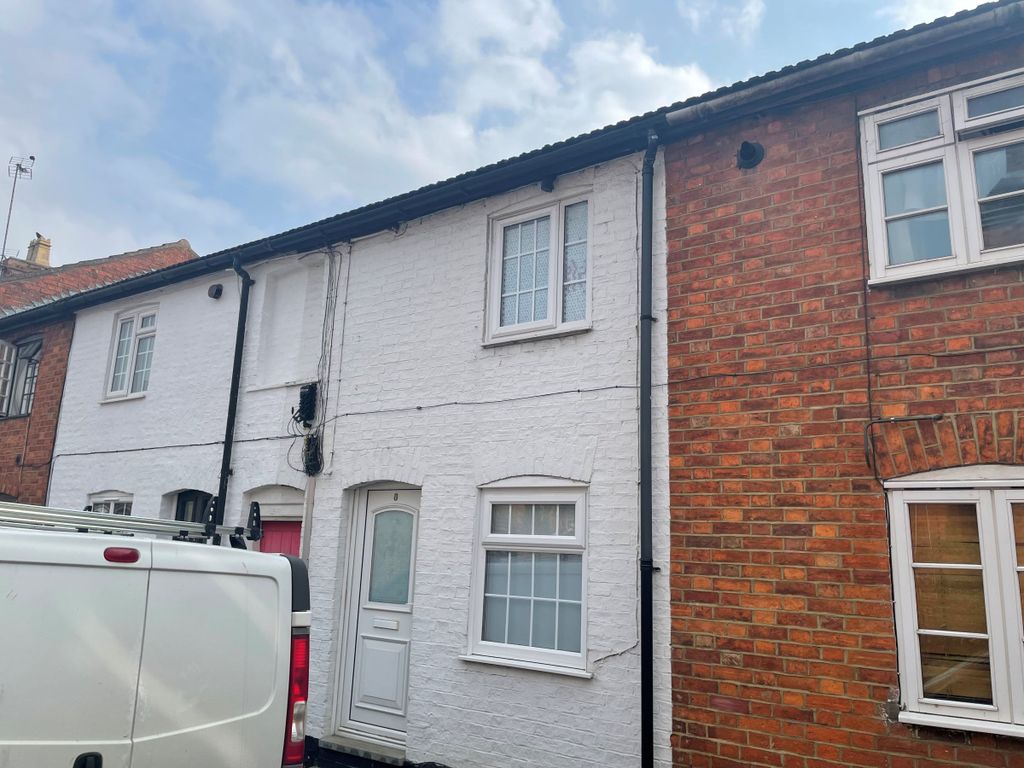 2 bed terraced house for sale in Priory Street, Newport Pagnell MK16, £