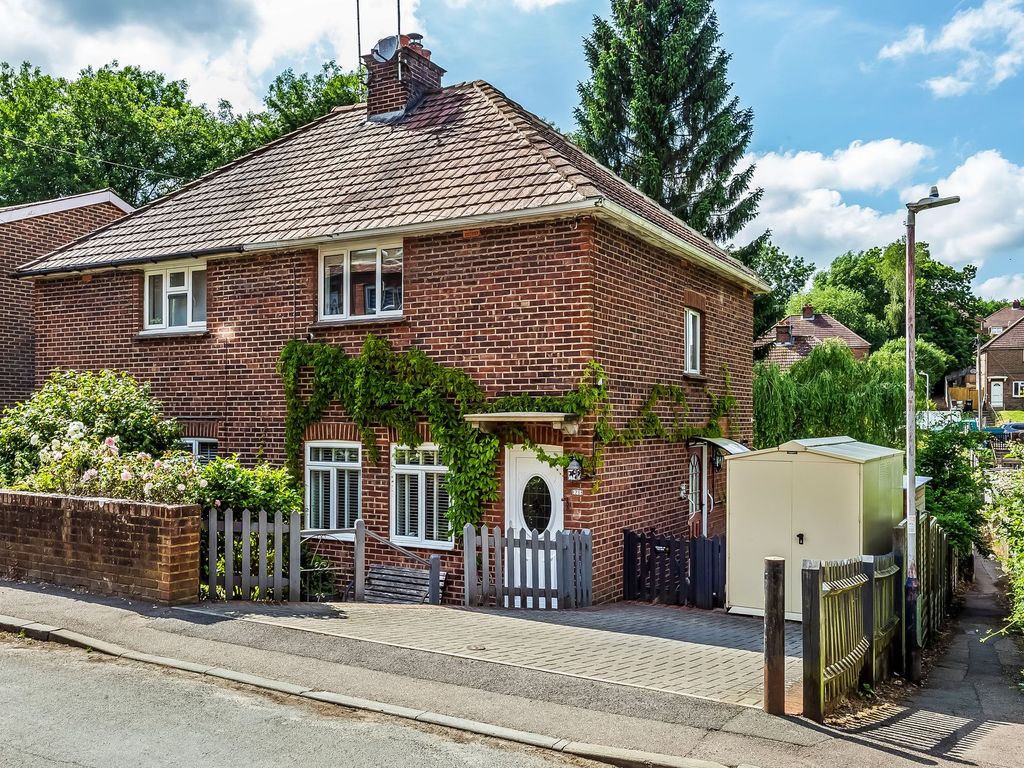 3 bed semidetached house for sale in Woodside Road, Rusthall