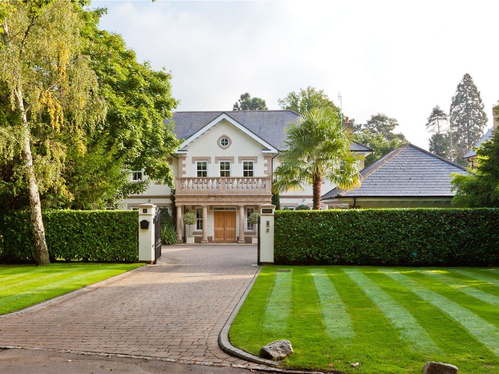 6 bed detached house for sale in Broadwater Road South, Burwood Park