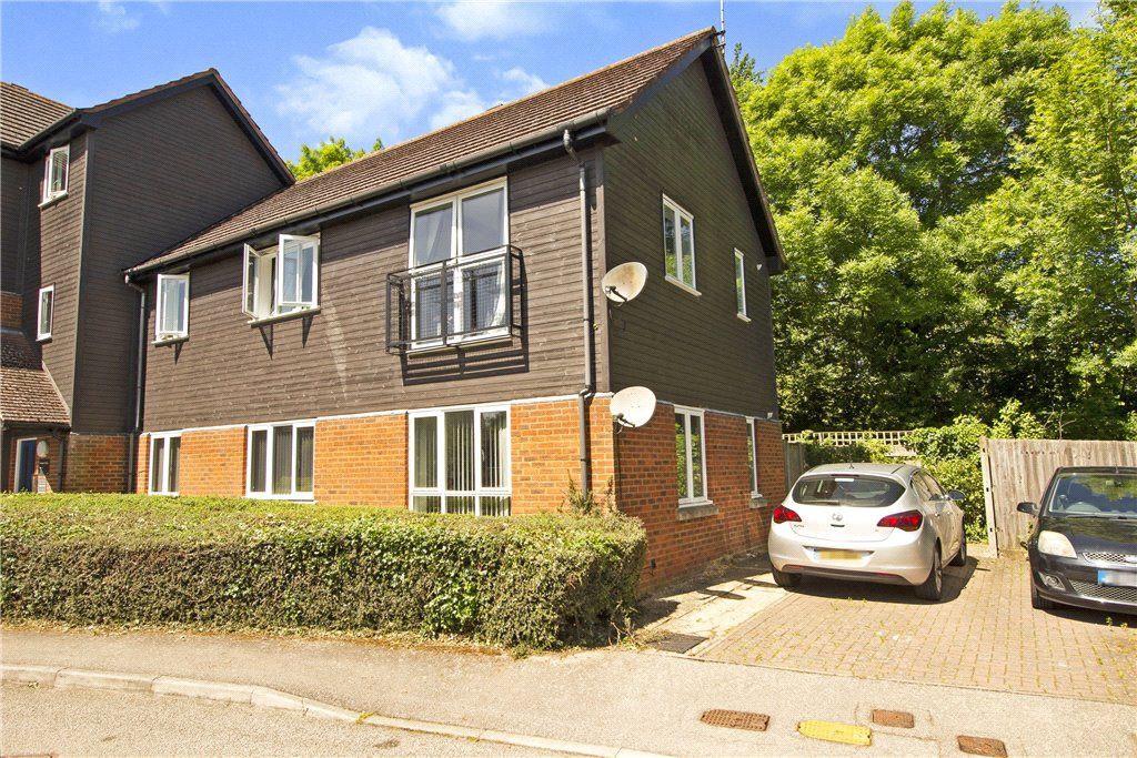 2 bed flat for sale in Windrush Close, Downhead Park, Milton Keynes MK15 Zoopla