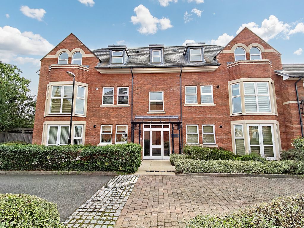 2 bed flat for sale in Grafton Close, Kenilworth CV8 Zoopla