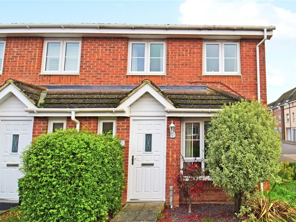 3 bed semidetached house for sale in Deccan Grove, Thatcham, Berkshire