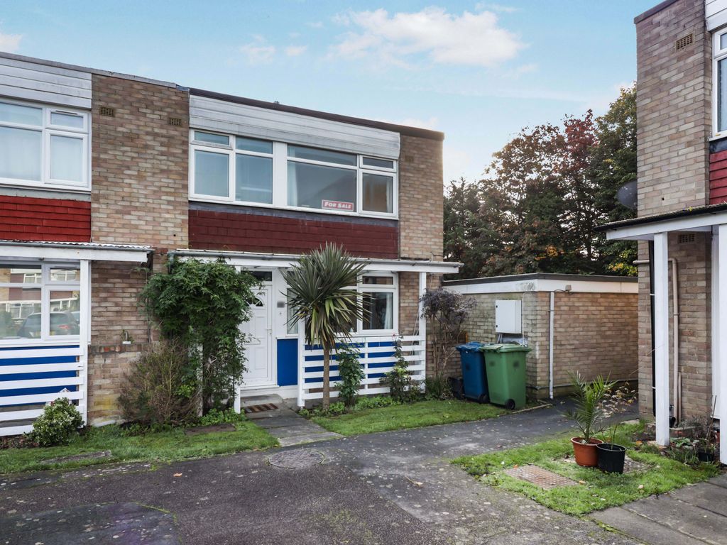 3 bed end terrace house for sale in Rose Court, Nursery Road, Pinner
