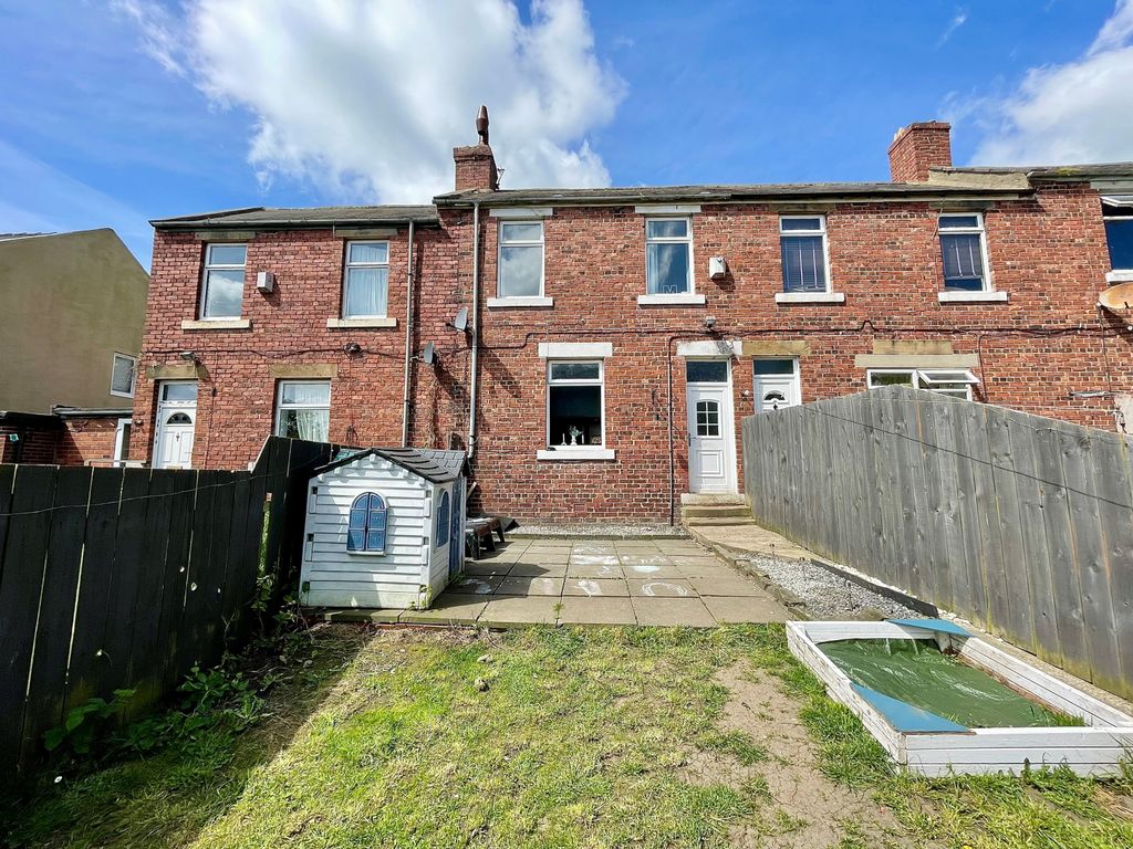 2 bed terraced house for sale in Orchard Terrace, Throckley, Newcastle