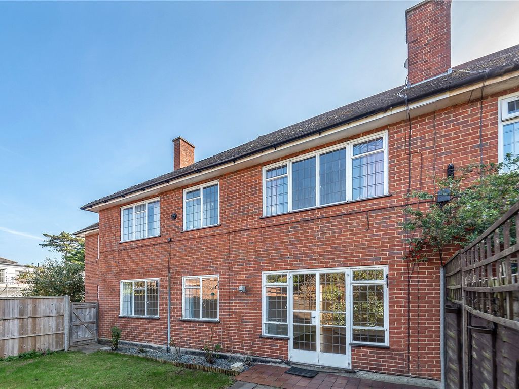 Ethorpe Crescent, Gerrards Cross, Buckinghamshire SL9  