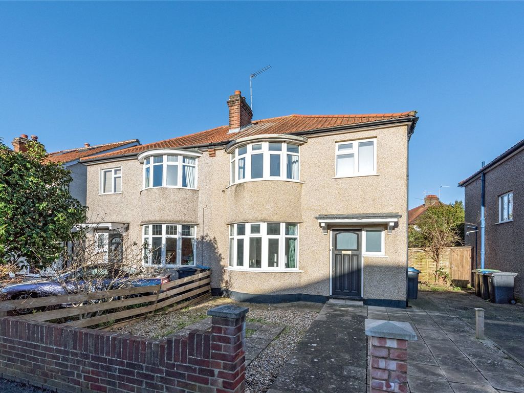 3 bed semidetached house for sale in Lingfield Avenue, Kingston Upon