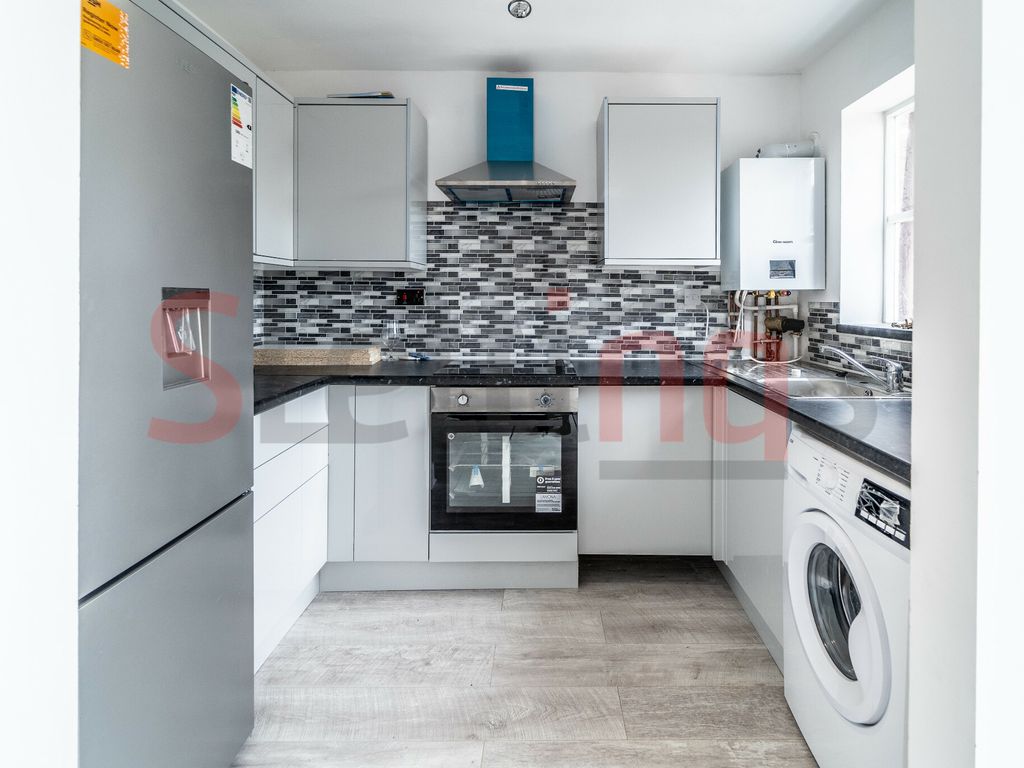 3 bed terraced house for sale in Snowdon Drive, London NW9, £500,000