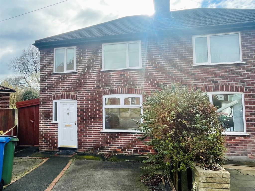 3 bed semidetached house for sale in Berwyn Avenue, Cheadle Hulme