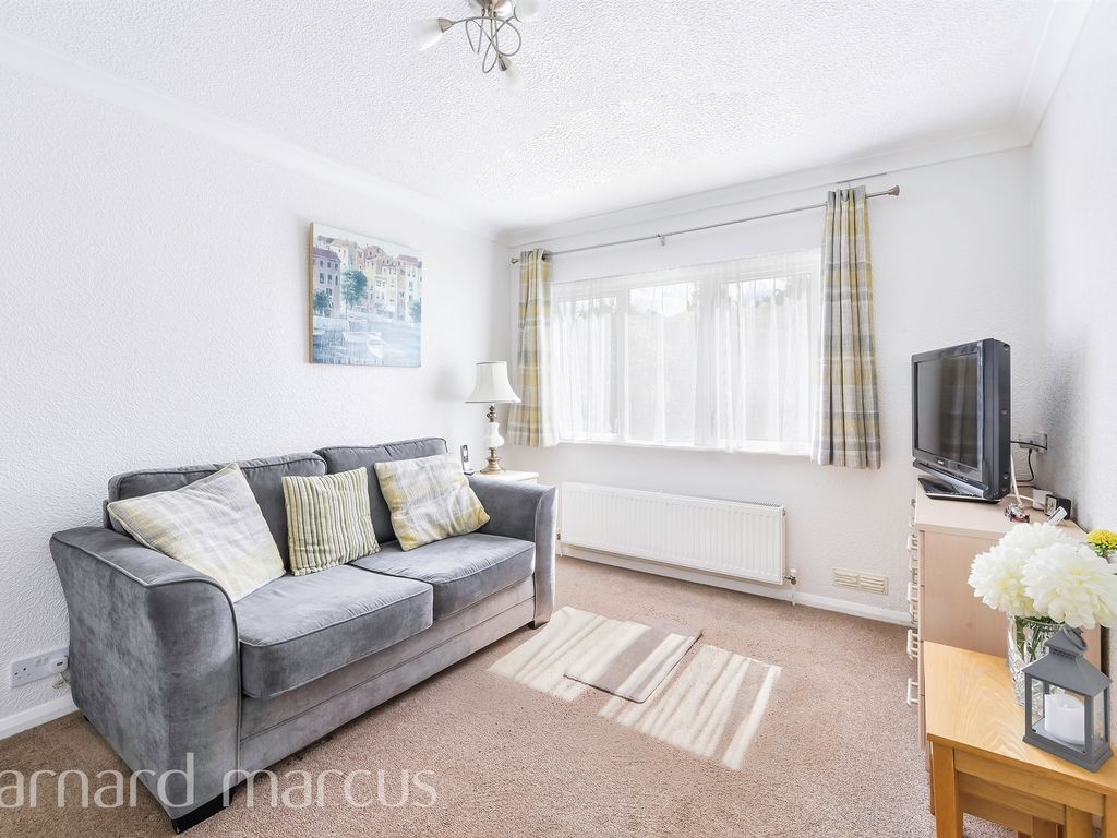 2 bed mobile/park home for sale in Surrey Hills Residential Park