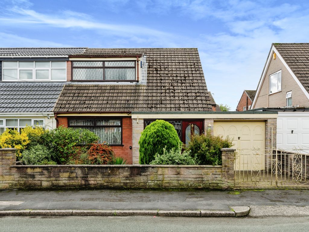 3 bed semidetached house for sale in Mervyn Place, Wigan WN3, £175,000