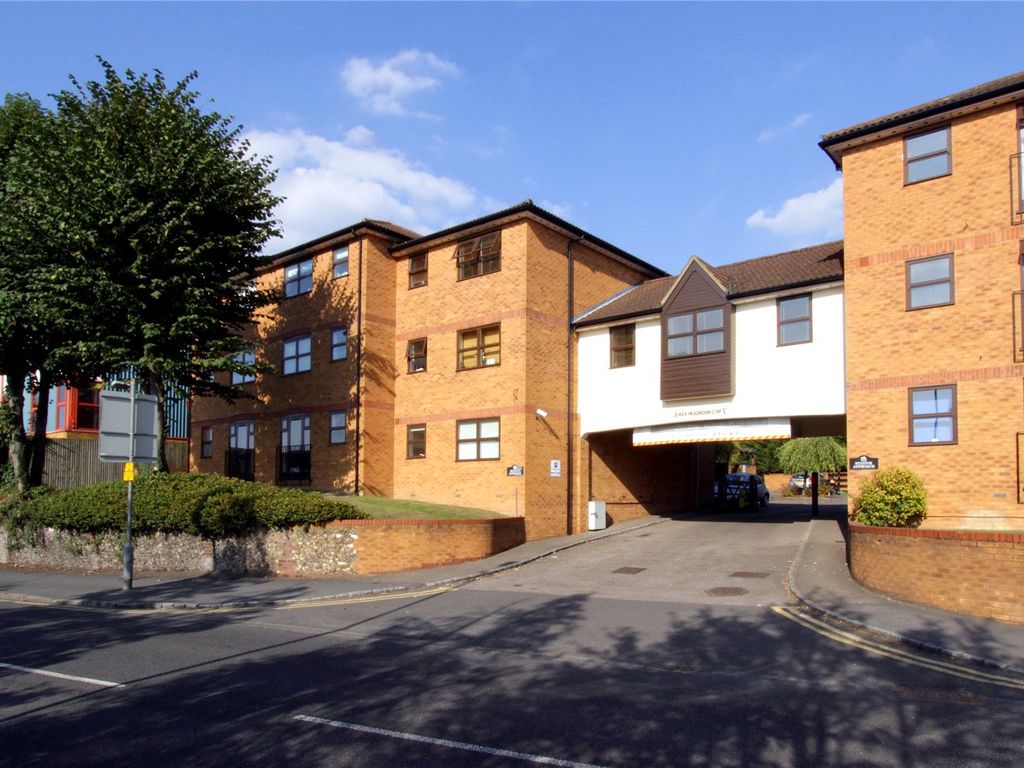 1 bed flat for sale in Station Road, Kings Langley WD4 Zoopla