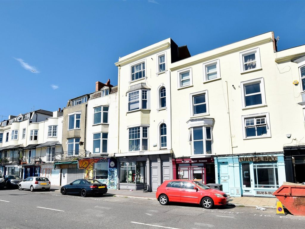 2 bed flat for sale in White Rock, Hastings TN34, £150,000 Zoopla