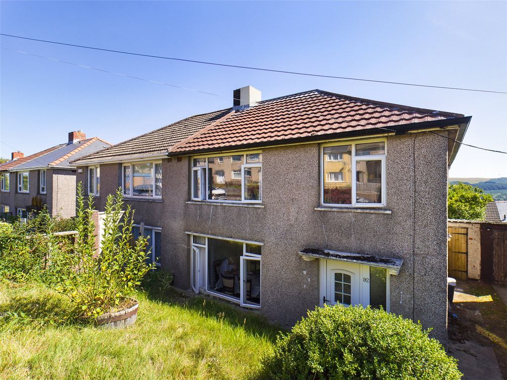 3 bed semidetached house for sale in Attlee Way, Cefn Golau, Tredegar
