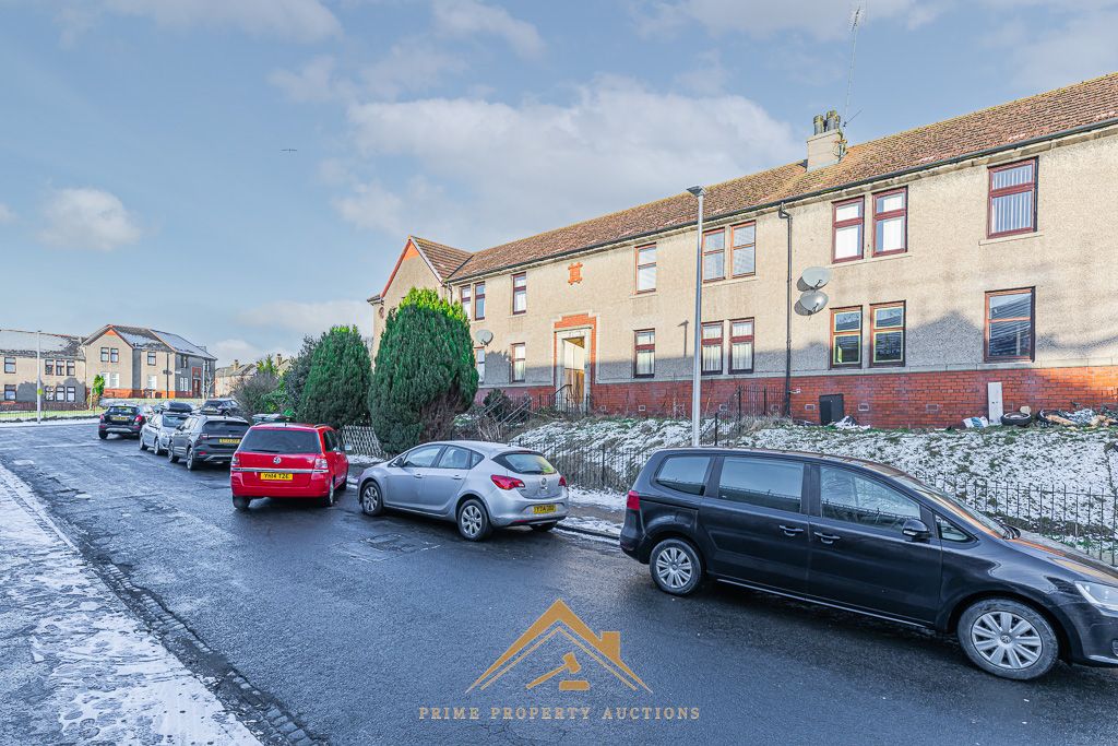 1 bed flat for sale in 5A Fleming Gardens East, Dundee DD3, £48,000