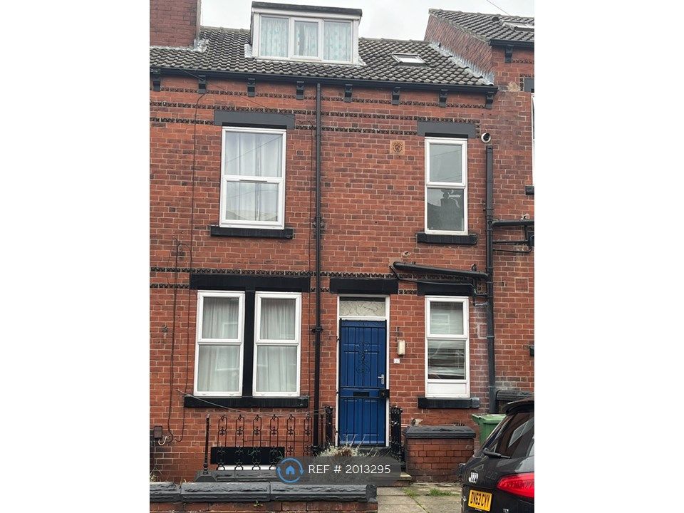 2 bed terraced house to rent in Anderson Avenue, Leeds LS8, £850 pcm