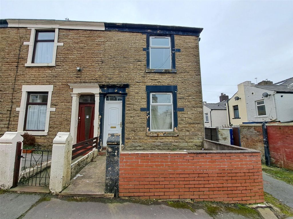 3 bed end terrace house for sale in London Terrace, Darwen, Lancashire