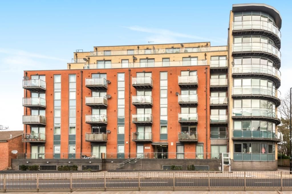 2 bed flat for sale in Slough, Berkshire SL1 Zoopla