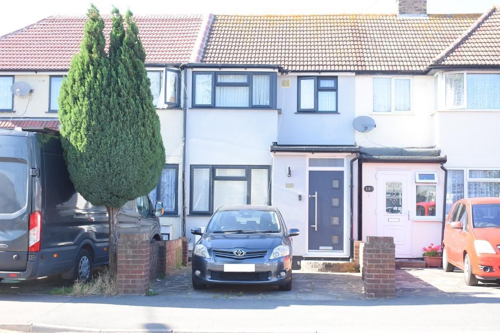 3 bed terraced house for sale in Elm Park Avenue, Elm Park, Essex RM12