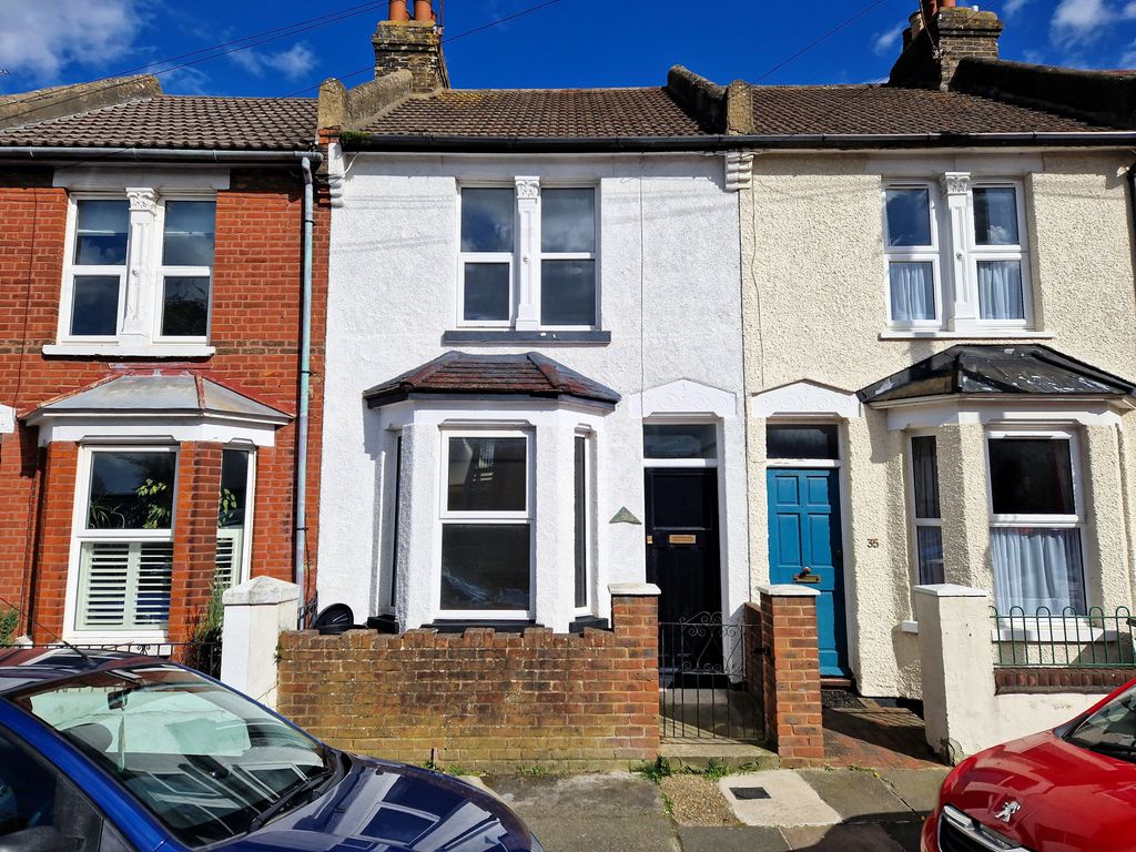 3 bed terraced house for sale in Road, Rochester ME1, £267,500