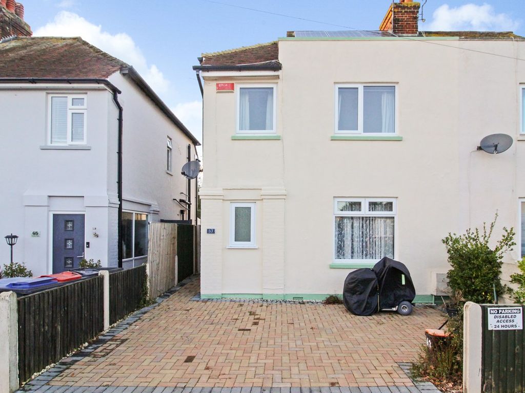 4 bed end terrace house for sale in Gordon Road, Herne Bay CT6, £