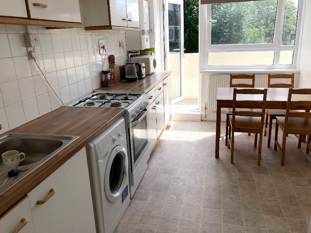3 bed flat to rent in Tayport Close, King's Cross N1, £2,700 pcm Zoopla