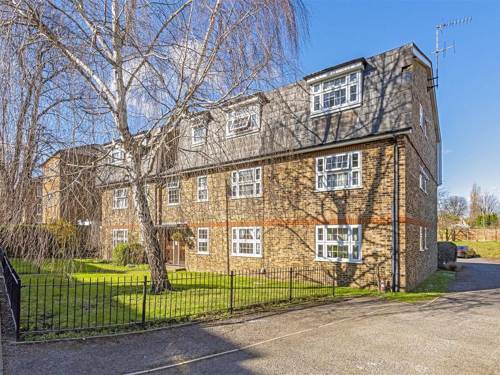 Studio for sale in Hillier Lodge, Hampton Road, Teddington TW11 Zoopla