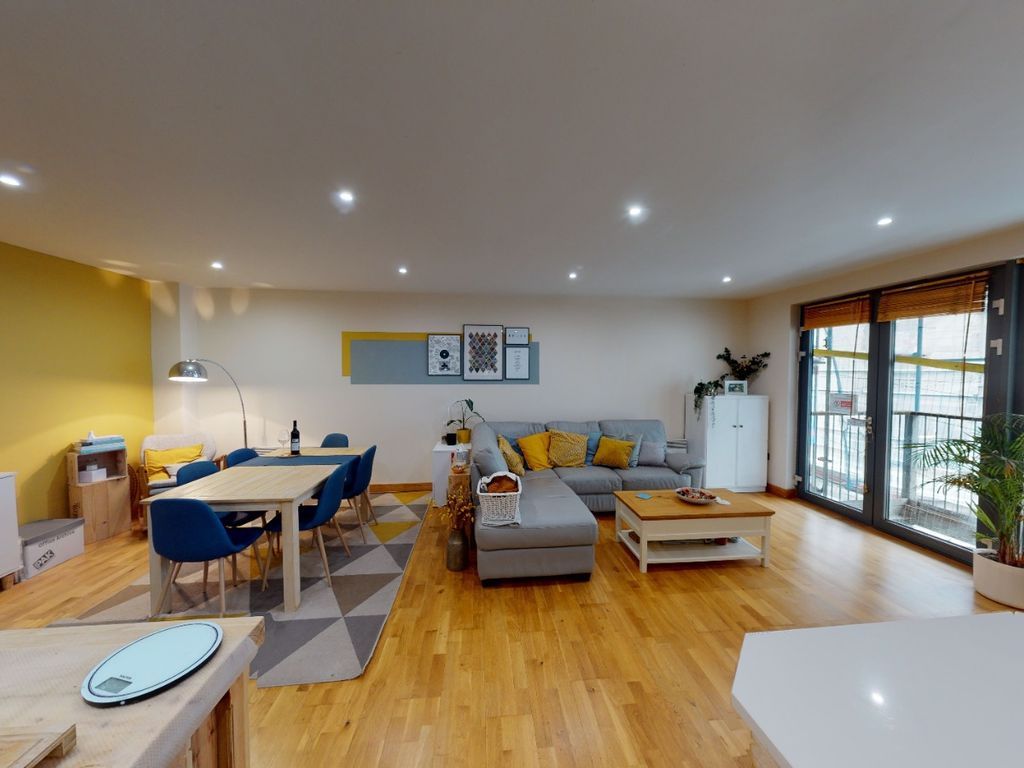 Roach Road London E3  