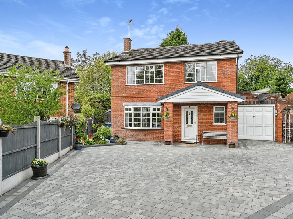 4 bed detached house for sale in Wilmore Court, Hopton, Stafford ST18