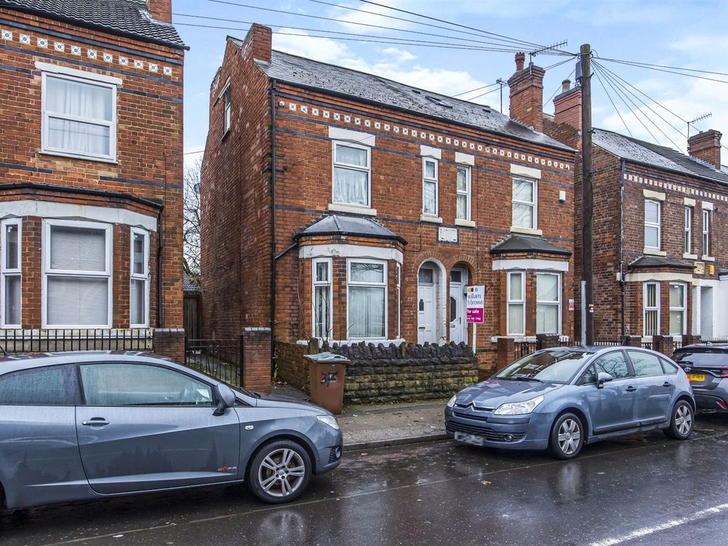 3 bed semidetached house for sale in Bobbers Mill Road, Nottingham NG7