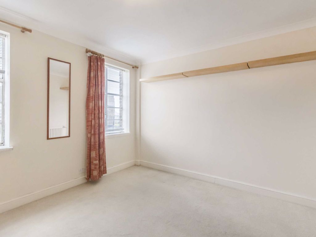 Studio to rent in Hamlet Gardens, London W6 Zoopla