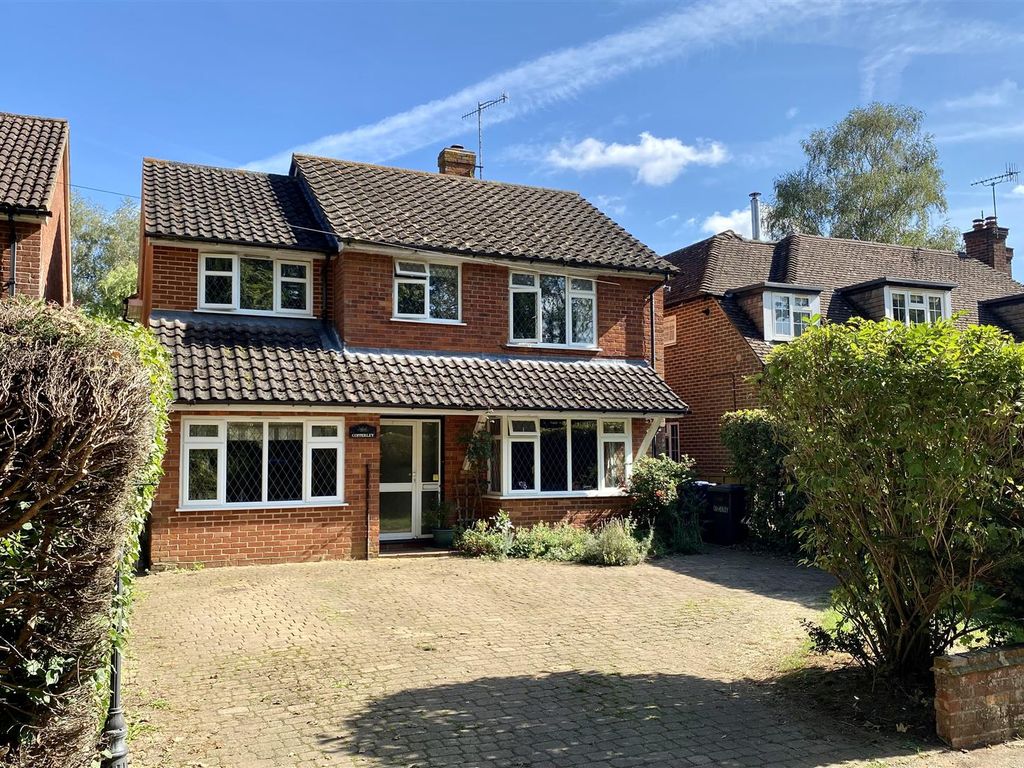 4 bed detached house for sale in Old Elstead Road, Milford, Godalming
