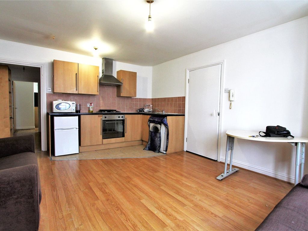 1 bed flat to rent in Hindes Road, Harrow HA1, £1,150 pcm Zoopla