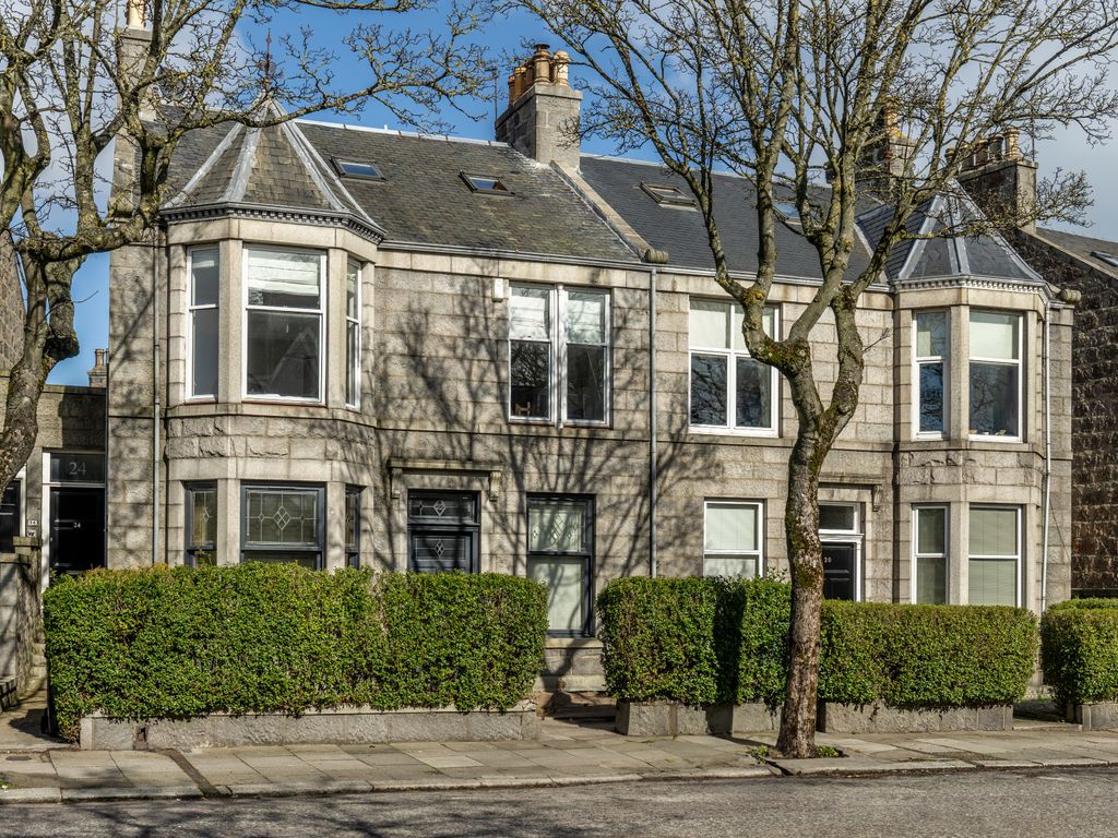 4 bed flat for sale in Fonthill Road, Ferryhill, Aberdeen AB11, £