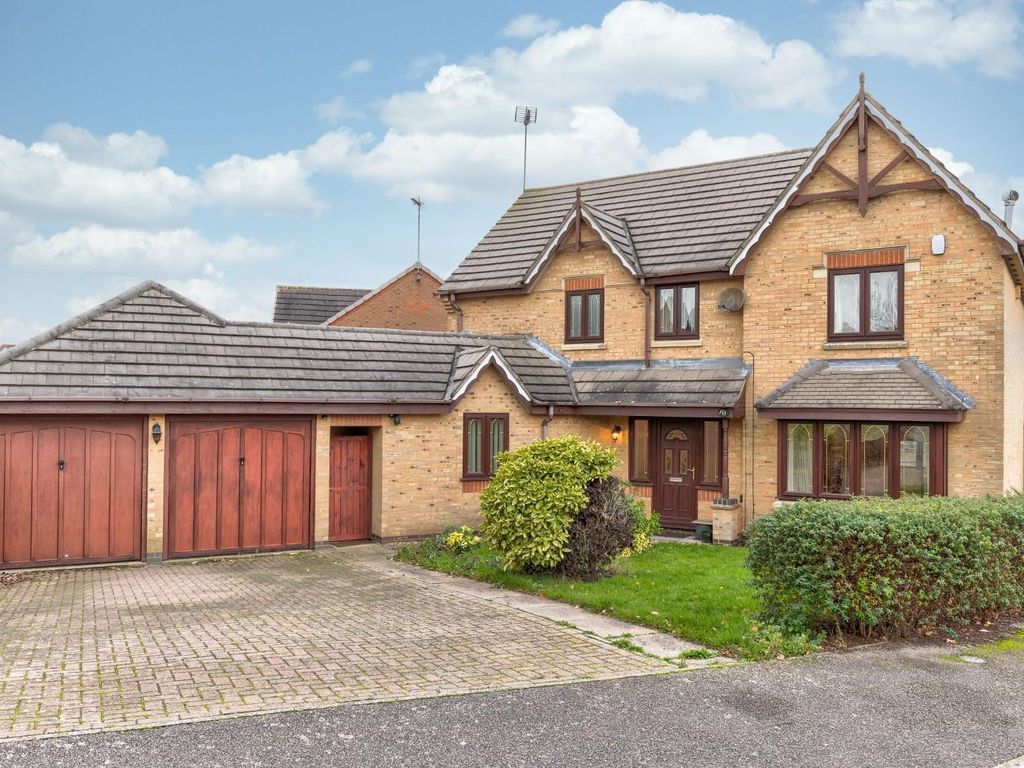 4 Bed Detached House For Sale In Hunsbury Hill Avenue Northampton NN4 4-bed-detached-house-for-sale-in-hunsbury-hill-avenue-northampton-nn4