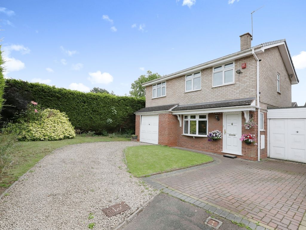 4 bed detached house for sale in Ashwells Grove, Pendeford