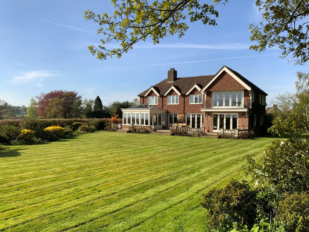 6 bed detached house for sale in Ide Hill, Sevenoaks, Kent TN14, £