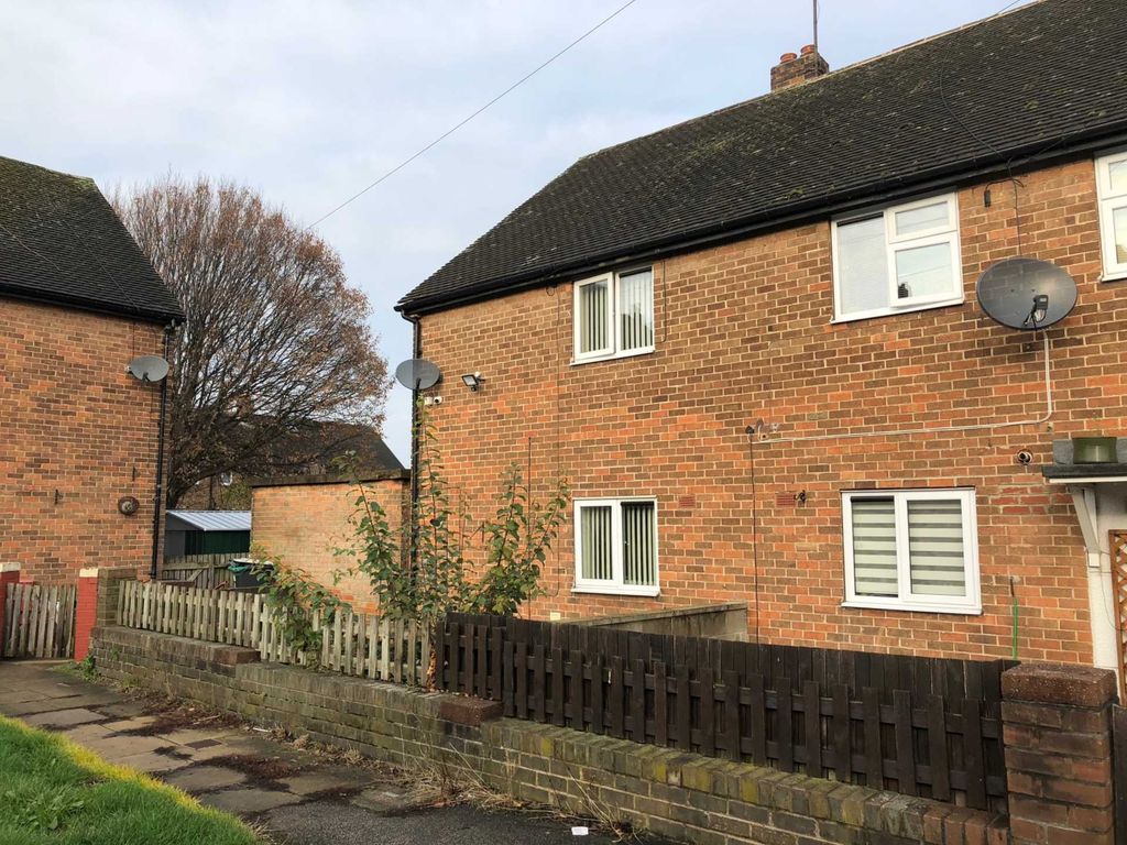 2 bed end terrace house to rent in Ouzelwell Crescent, Dewsbury WF12