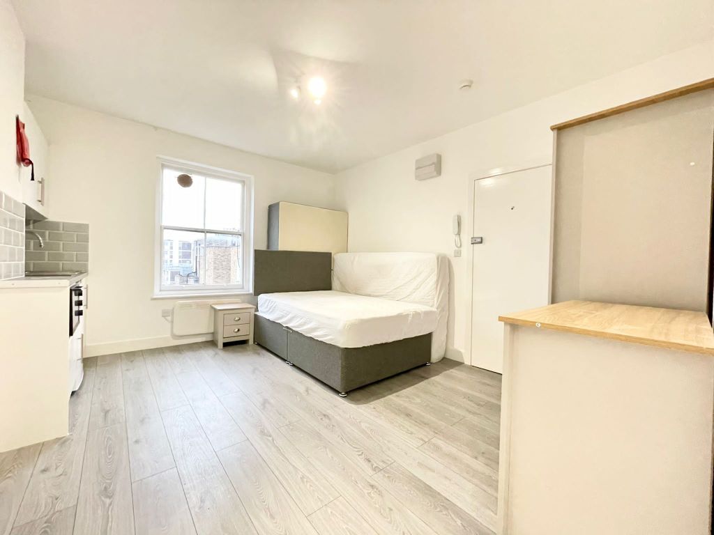 1 bed flat to rent in Ladbroke Grove, London W10, £1,500 pcm Zoopla