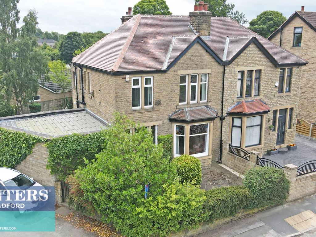 4 bed semidetached house for sale in Fagley Road, Bradford, West