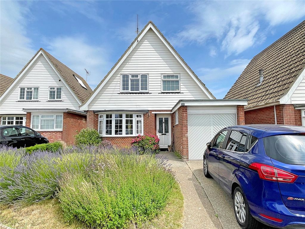 3 bed detached house for sale in Beech View, Angmering, Littlehampton