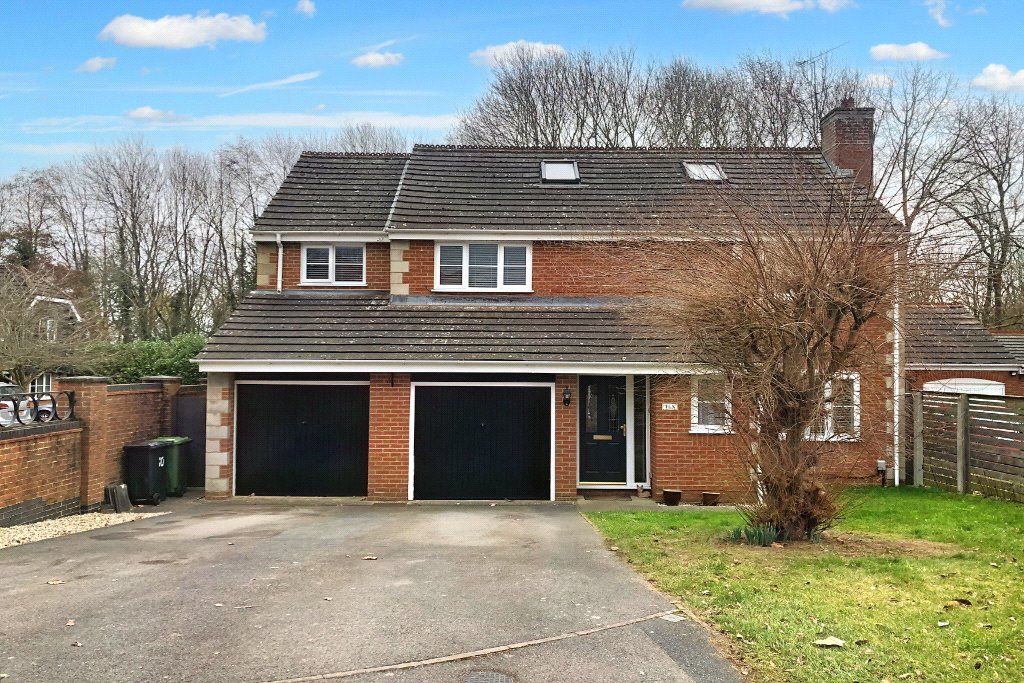 6 bed detached house for sale in Whitefield Crescent, Peatmoor, Swindon