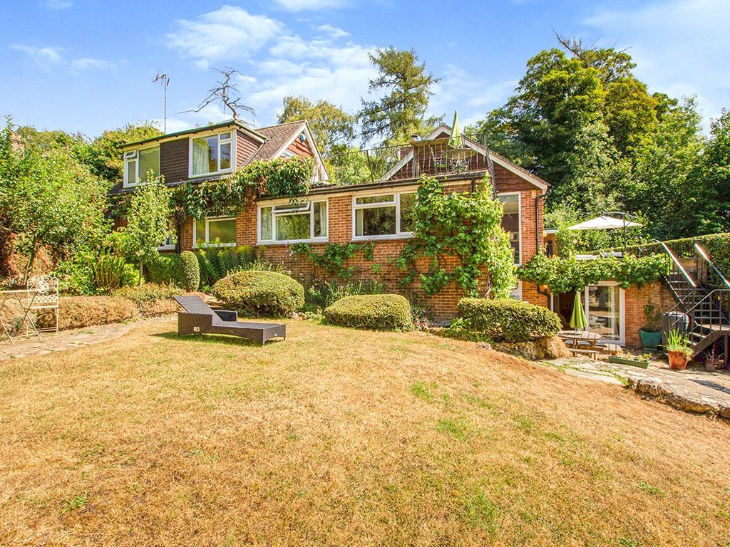 4 bed detached house for sale in Linton Road, Loose, Maidstone, Kent