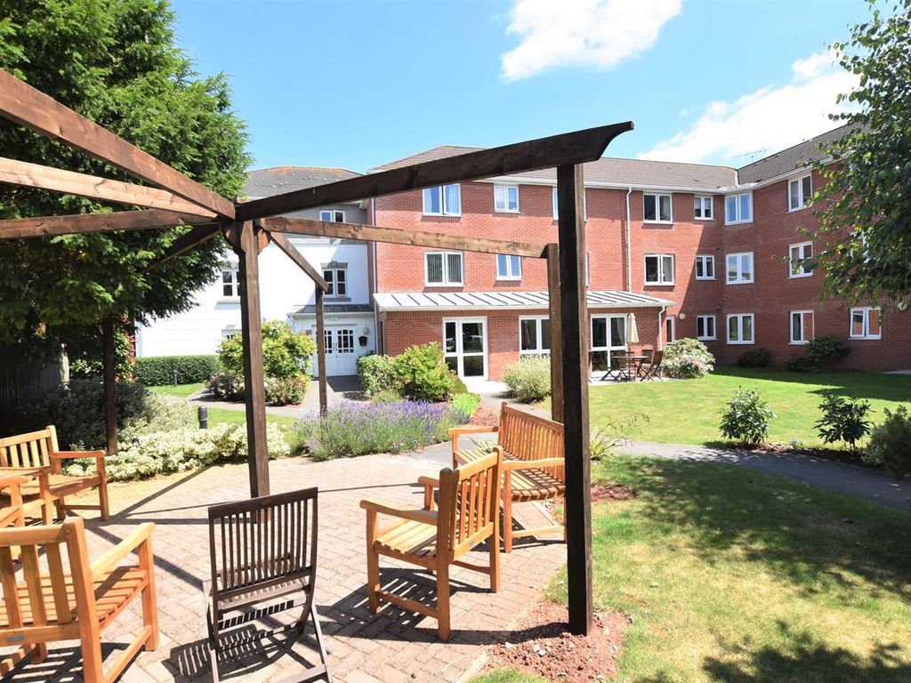 1 bed flat for sale in Butts Road, Heavitree, Exeter EX2, £142,950 Zoopla