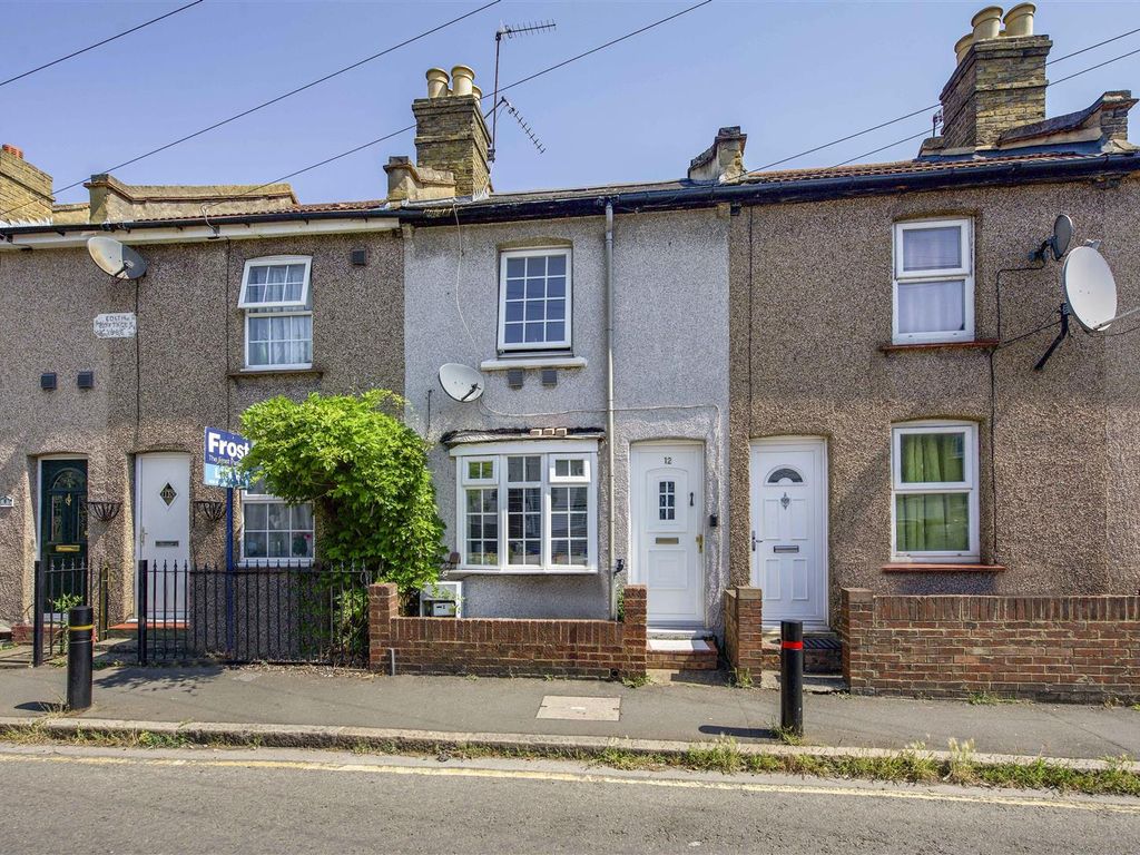 2 bed cottage for sale in Station Road, Hounslow TW3 Zoopla