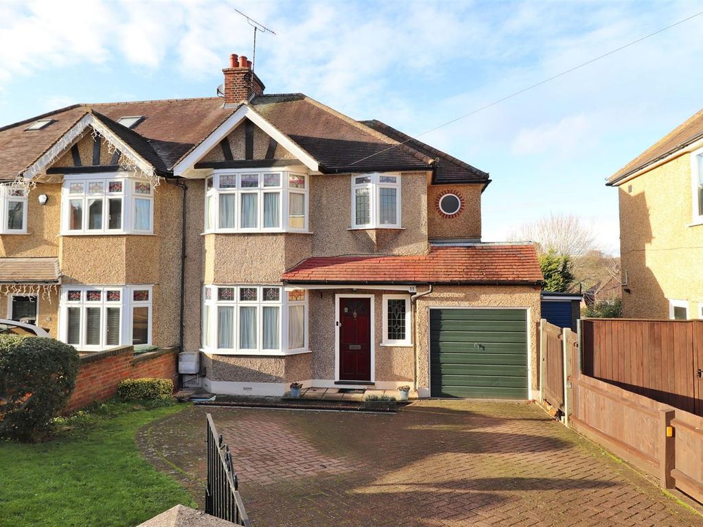 3 bed semidetached house for sale in Langley Crescent, St.Albans AL3