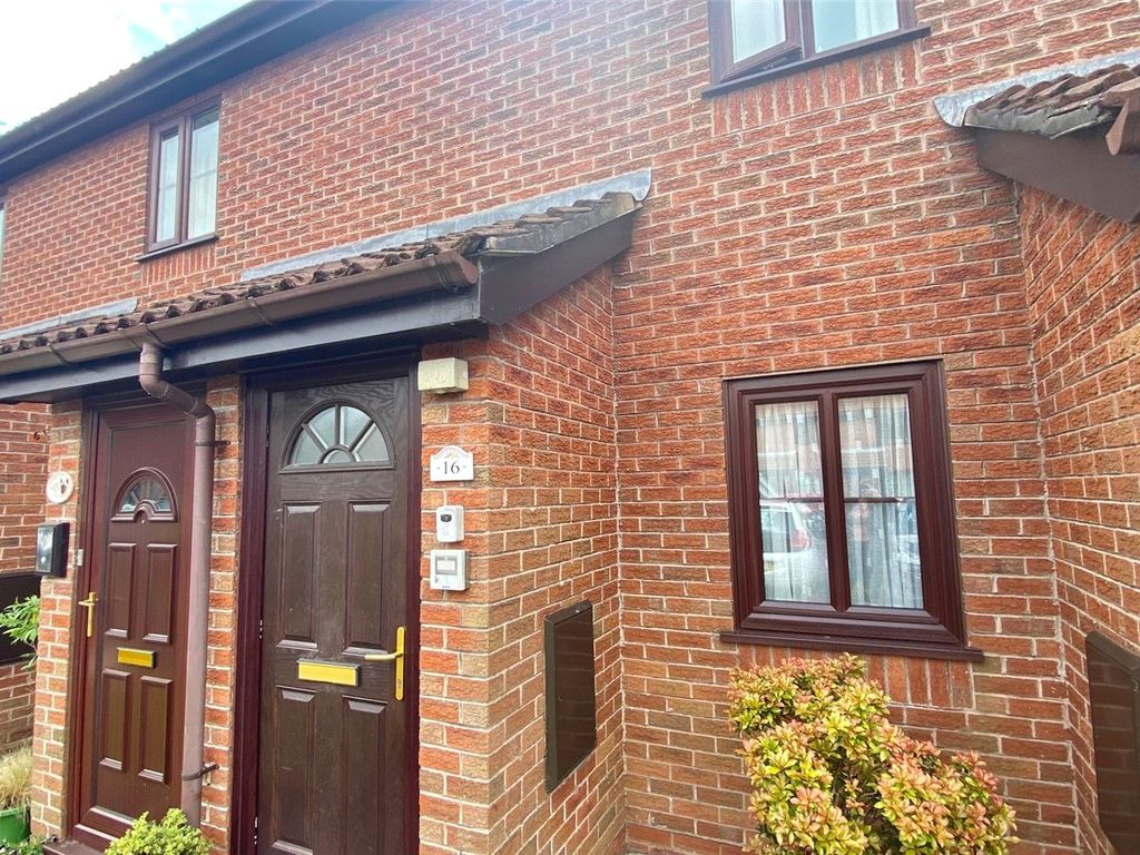 2 bed flat for sale in Regent Court, Fulwood, Preston PR2 Zoopla