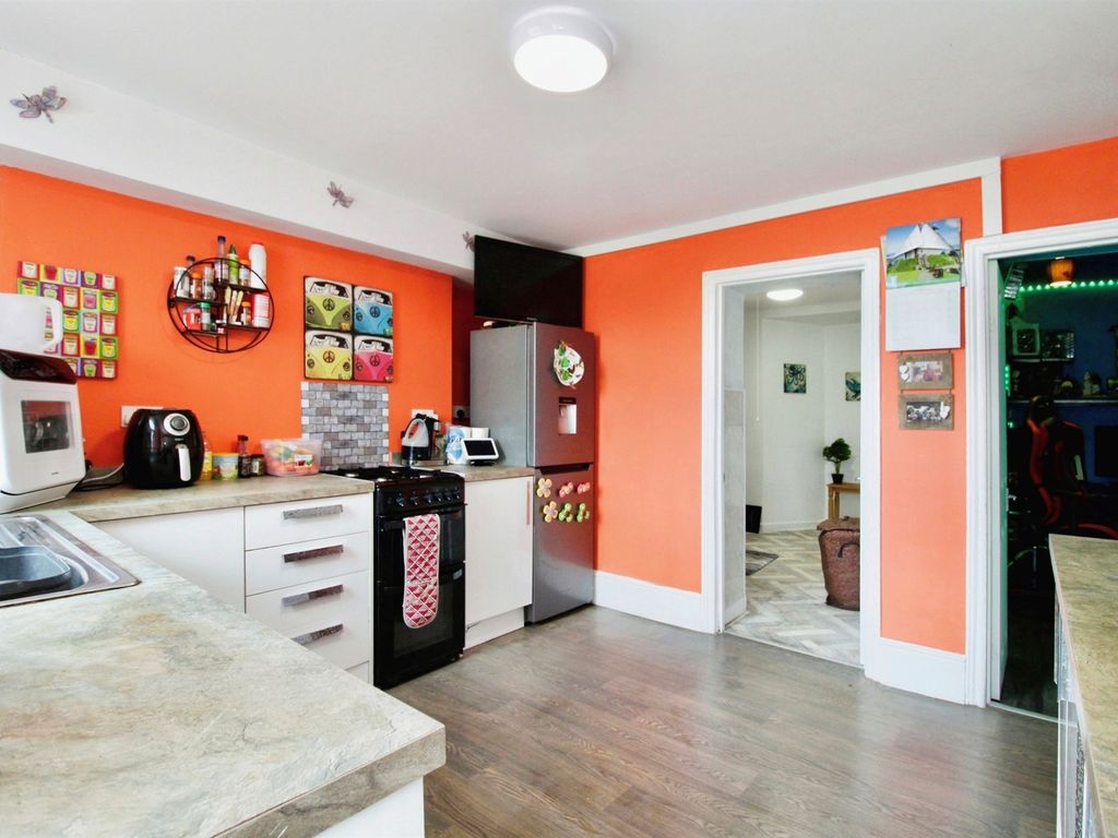 2 bed terraced house for sale in Beatrice Road, Barry CF63, £195,000